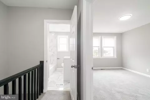 Entry Way - 4015 Granite Ave, Baltimore, MD 21206 photo 6 of 7
