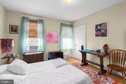 Bedroom - 718 E 36th St, Baltimore, MD 21218 photo 4 of 6