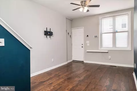 Living - 200 N Rose St, Baltimore, MD 21224 photo 1 of 1