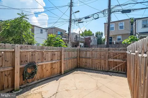 Exterior - 200 N Rose St, Baltimore, MD 21224 photo 5 of 7