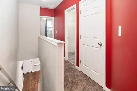 Entry Way - 200 N Rose St, Baltimore, MD 21224 photo 8 of 10