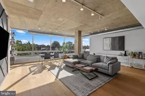 1200 Steuart St #326, Baltimore, MD 21230