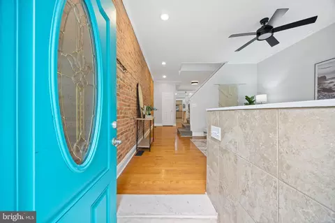 2916 E Baltimore St, Baltimore, MD 21224 photo 2