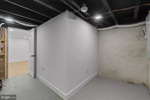 34 Decker Ave, Baltimore, MD 21224 photo 24