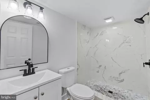 34 Decker Ave, Baltimore, MD 21224 photo 23