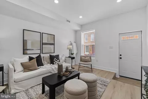 34 Decker Ave, Baltimore, MD 21224 photo 3