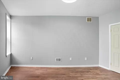 532 Laurens St, Baltimore, MD 21217 photo 11