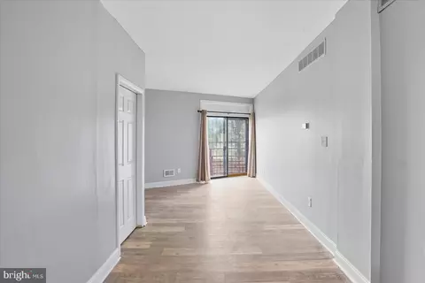 532 Laurens St, Baltimore, MD 21217 photo 7