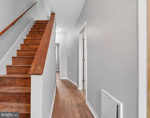 532 Laurens St, Baltimore, MD 21217 photo 17