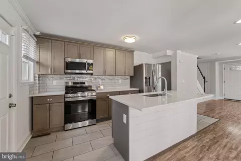 Kitchen - 1900 Crestview Rd, Baltimore, MD 21239 photo 2 of 2