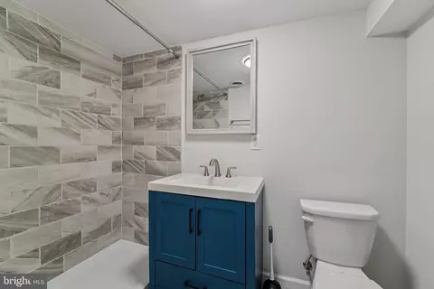 Bath - 1900 Crestview Rd, Baltimore, MD 21239 photo 2 of 3