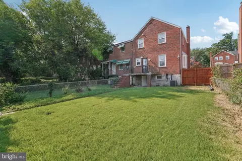 Exterior - 1900 Crestview Rd, Baltimore, MD 21239 photo 6 of 8