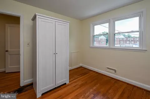 Bedroom - 4726 Chatford Ave, Baltimore, MD 21206 photo 6 of 7