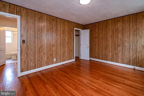Bedroom - 4726 Chatford Ave, Baltimore, MD 21206 photo 4 of 7