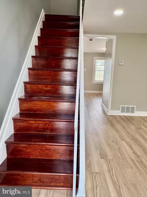 2502 Marbourne Ave, Baltimore, MD 21230 photo 8