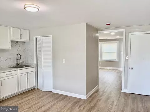 2502 Marbourne Ave, Baltimore, MD 21230 photo 5