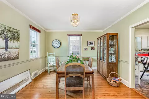 Dining - 4304 Elderon Ave, Baltimore, MD 21215 photo 1 of 2