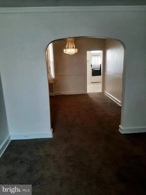 Entry Way - 3551 Elmley Ave, Baltimore, MD 21213 photo 2 of 2