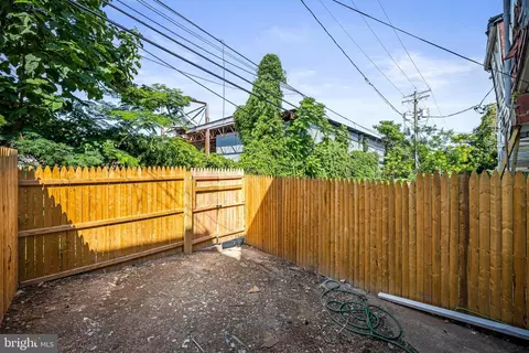 Exterior - 726 Bartlett Ave, Baltimore, MD 21218 photo 1 of 4