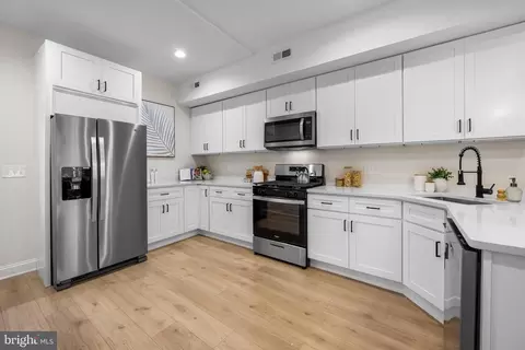 Kitchen - 726 Bartlett Ave, Baltimore, MD 21218 photo 2 of 2