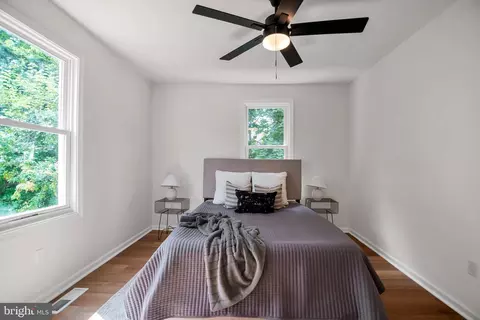 Bedroom - 4132 Marx Ave, Baltimore, MD 21206 photo 2 of 6
