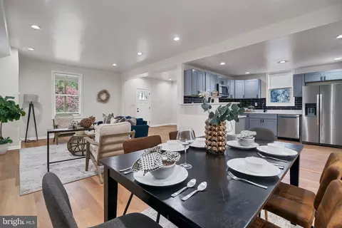 Dining - 4132 Marx Ave, Baltimore, MD 21206 photo 2 of 2