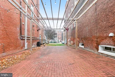 Exterior - 2501 Madison Ave, Baltimore, MD 21217 photo 2 of 6