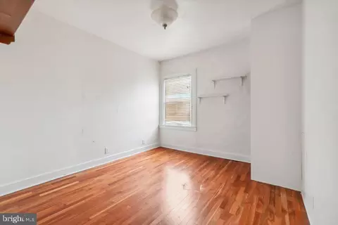 Bedroom - 2501 Madison Ave, Baltimore, MD 21217 photo 5 of 6