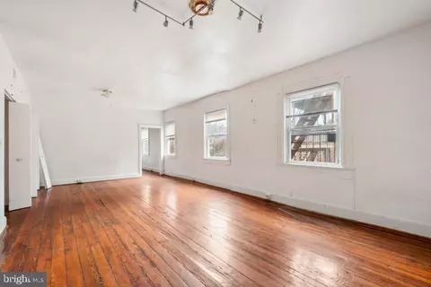 Living - 2501 Madison Ave, Baltimore, MD 21217 photo 4 of 4