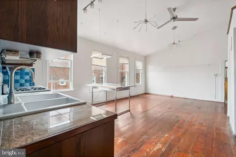 Living - 2501 Madison Ave, Baltimore, MD 21217 photo 2 of 4