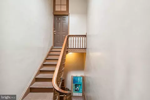 Entry Way - 2501 Madison Ave, Baltimore, MD 21217 photo 10 of 10