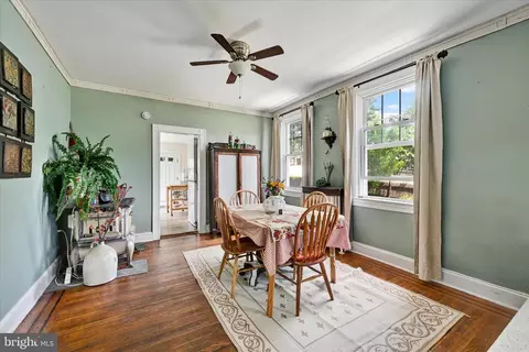 Dining - 2712 Beechland Ave, Baltimore, MD 21214 photo 1 of 2