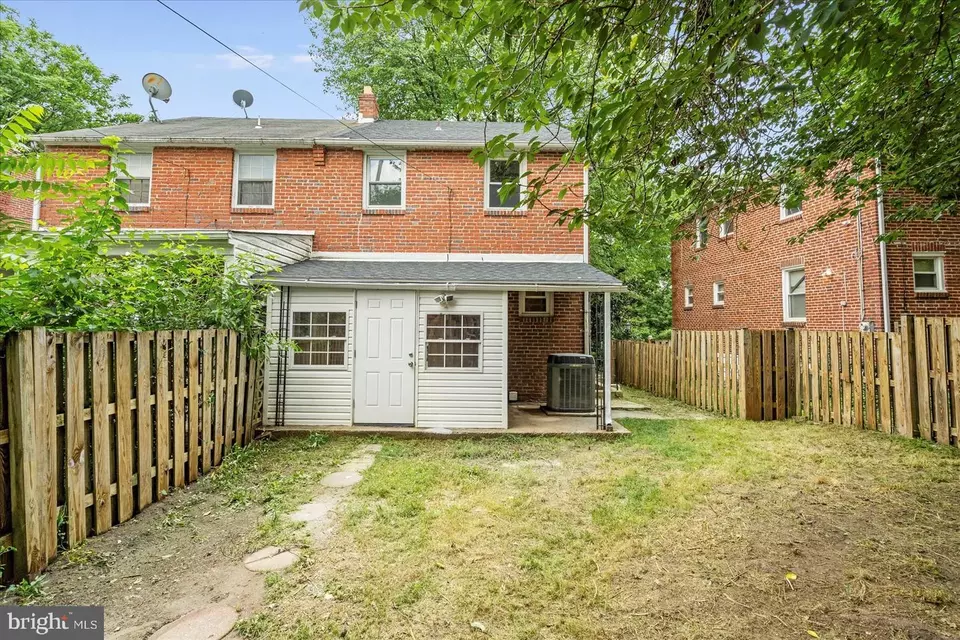 Exterior - 3808 Eastwood Dr, Baltimore, MD 21206 photo 3 of 7