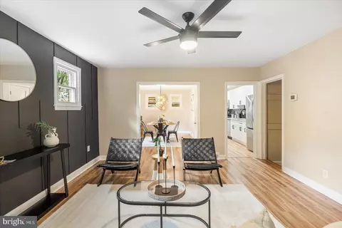 Entry Way - 3808 Eastwood Dr, Baltimore, MD 21206 photo 1 of 9