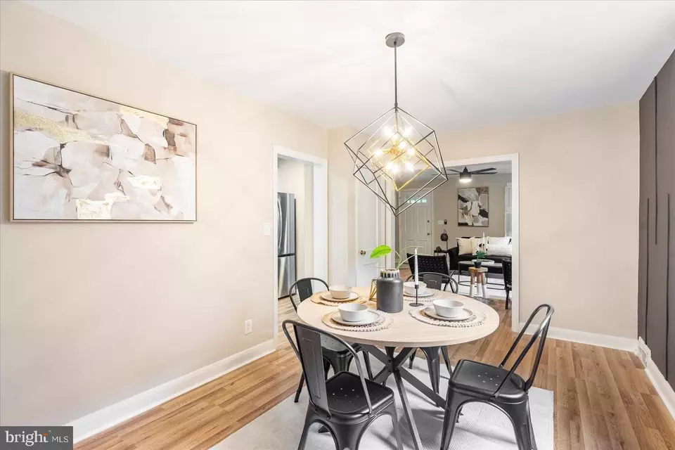 Dining - 3808 Eastwood Dr, Baltimore, MD 21206 photo 4 of 4