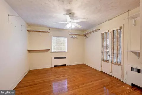 Bedroom - 3324 Sequoia Ave, Baltimore, MD 21215 photo 3 of 4