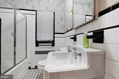 Bath - 3324 Sequoia Ave, Baltimore, MD 21215 photo 4 of 4