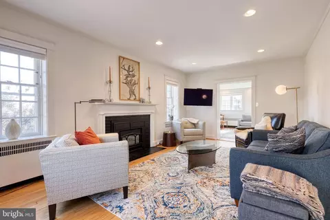 Living - 4010 Roundtop Rd, Baltimore, MD 21218 photo 1 of 1