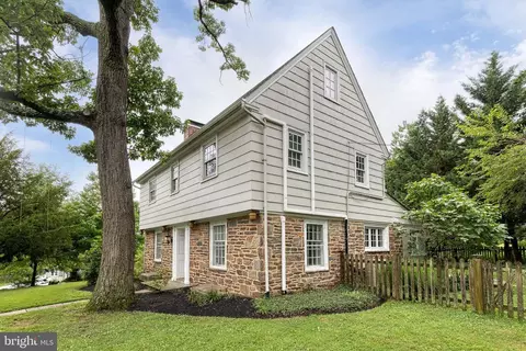 Exterior - 4010 Roundtop Rd, Baltimore, MD 21218 photo 5 of 10