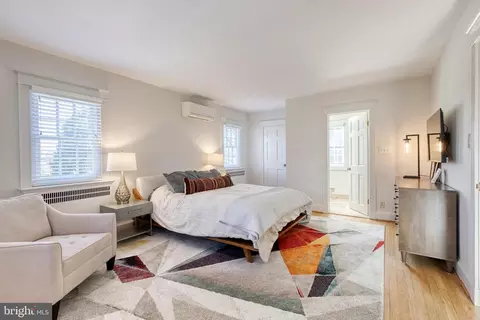 Bedroom - 4010 Roundtop Rd, Baltimore, MD 21218 photo 1 of 7