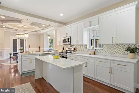 Kitchen - 1524 E 33rd St, Baltimore, MD 21218 photo 6 of 6