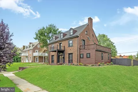Exterior - 1524 E 33rd St, Baltimore, MD 21218 photo 2 of 8