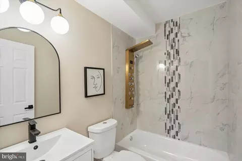 Bath - 1524 E 33rd St, Baltimore, MD 21218 photo 6 of 6