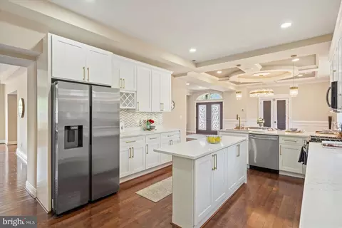 Kitchen - 1524 E 33rd St, Baltimore, MD 21218 photo 5 of 6
