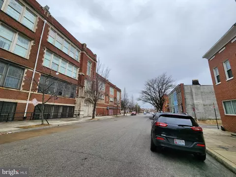 715 Baker St, Baltimore, MD 21217 photo 10