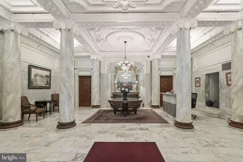 Entry Way - 700 Washington Pl #3B, Baltimore, MD 21201 photo 4 of 6