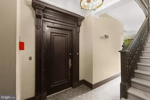 Entry Way - 700 Washington Pl #3B, Baltimore, MD 21201 photo 1 of 6