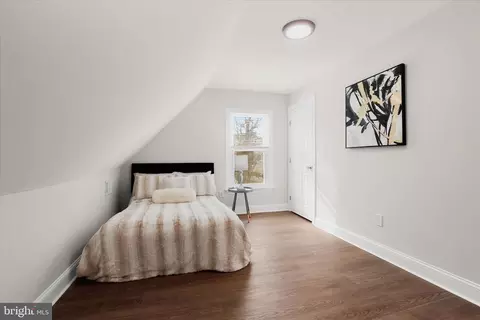 Bedroom - 701 E 43rd St, Baltimore, MD 21212 photo 6 of 6