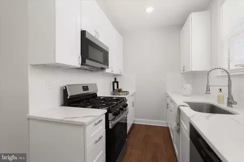 Other - 701 E 43rd St, Baltimore, MD 21212 photo 1 of 9