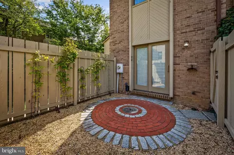 Exterior - 5700 Coley Ct, Baltimore, MD 21210 photo 7 of 11